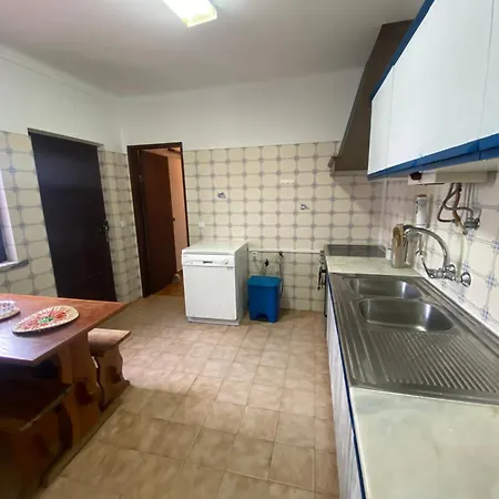 39 - Cantinho Do Mar Ferrel (Leiria)